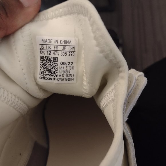 Yohji Yamamoto Y-3 White Sneakers 12.5 - Picture 4 of 16